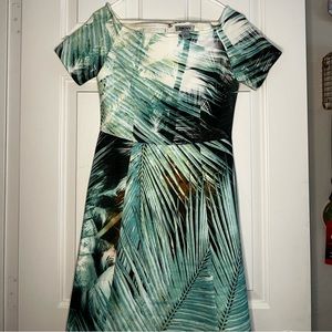 DKNY- dress size 4
